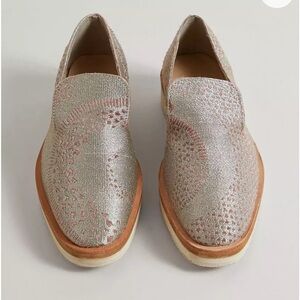 Free People Snake Eyes metallic leather silver slip on shoes
